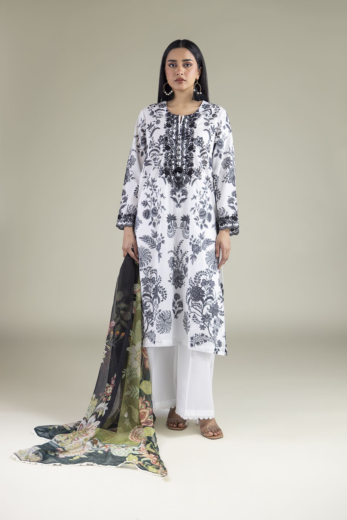 Tailored 3-Piece Lawn
