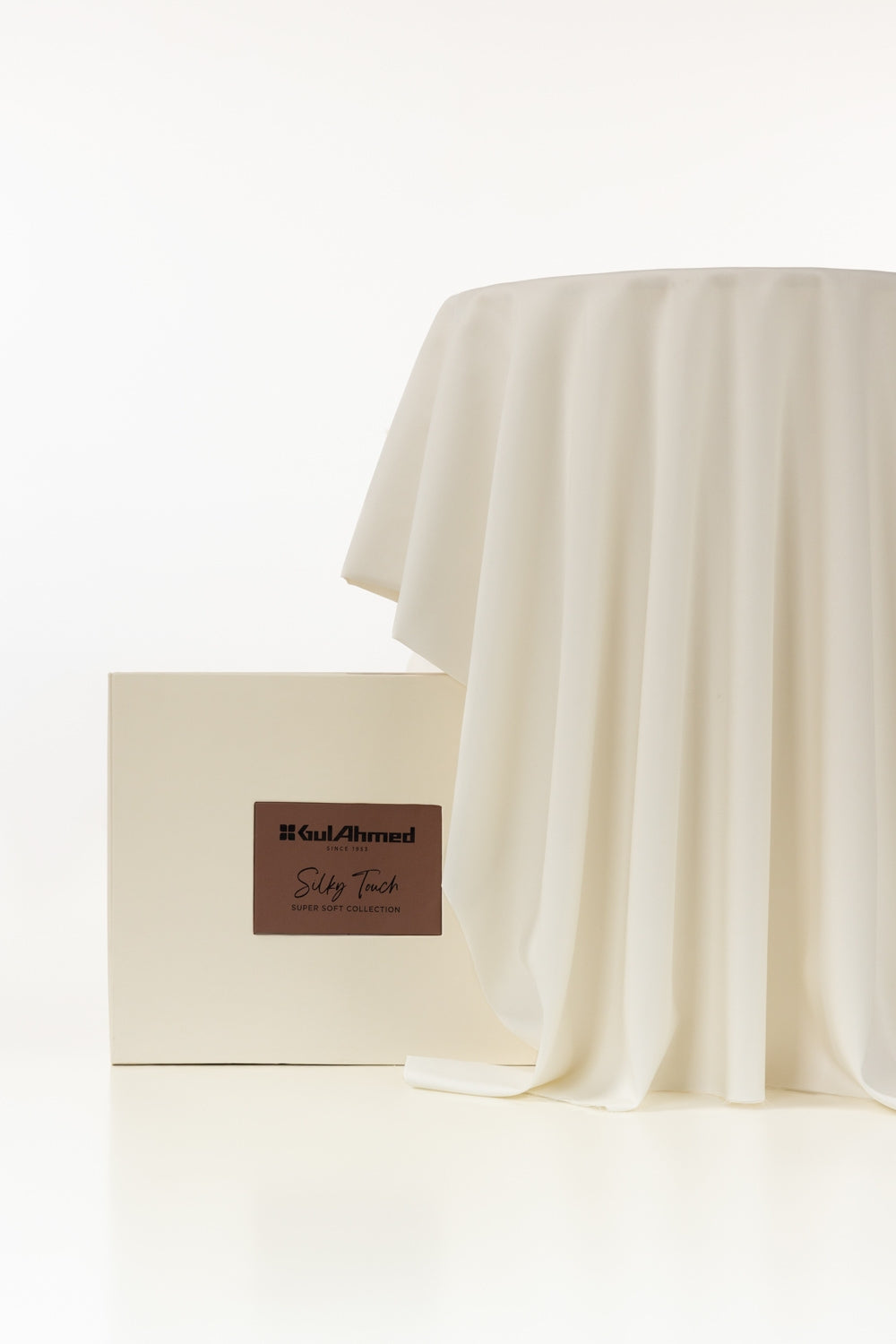 Tanabana Royal Hb 12 Unstitched Fabric Cotton With Gift Box