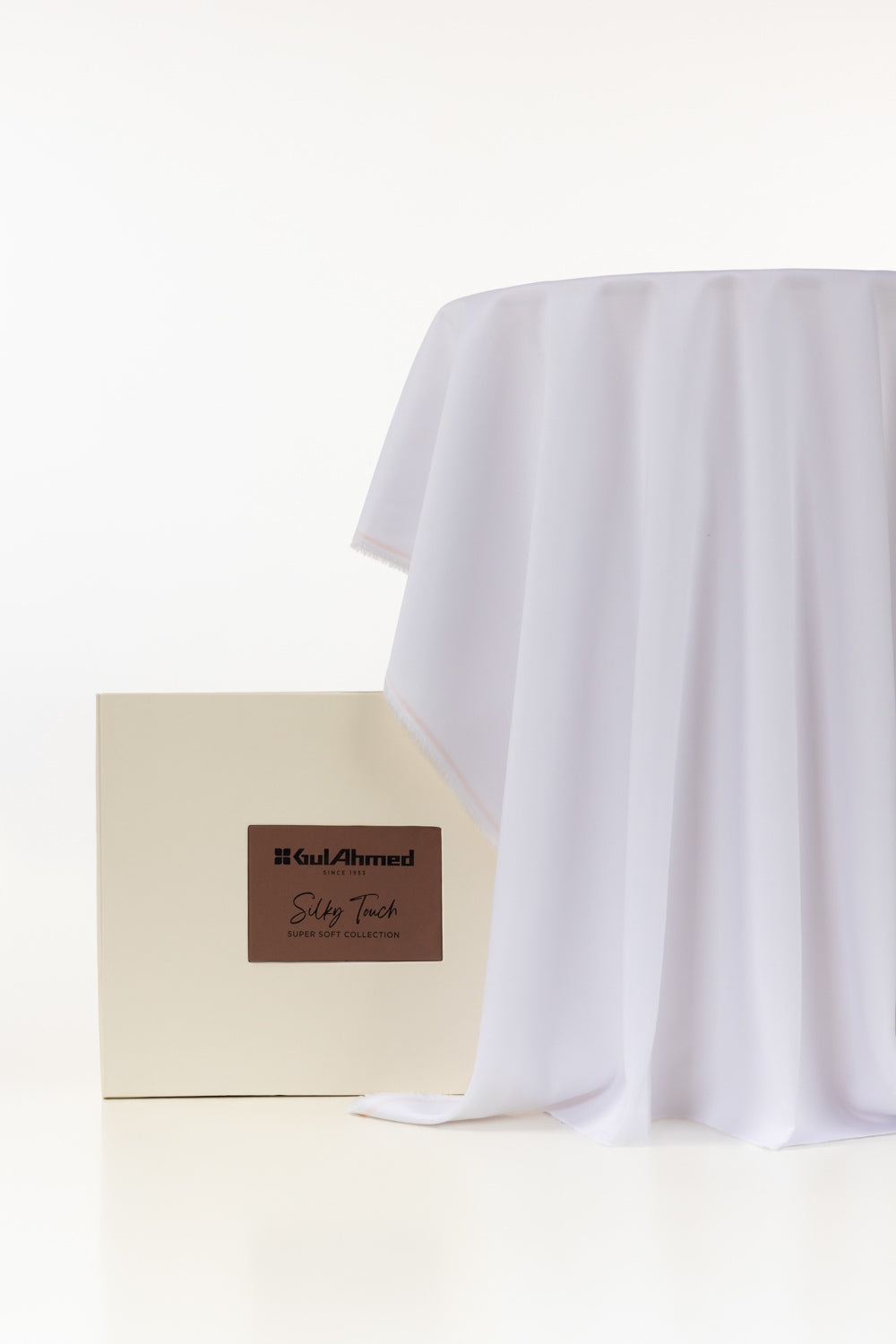 Tanabana Royal Hb 12 Unstitched Fabric Cotton With Gift Box