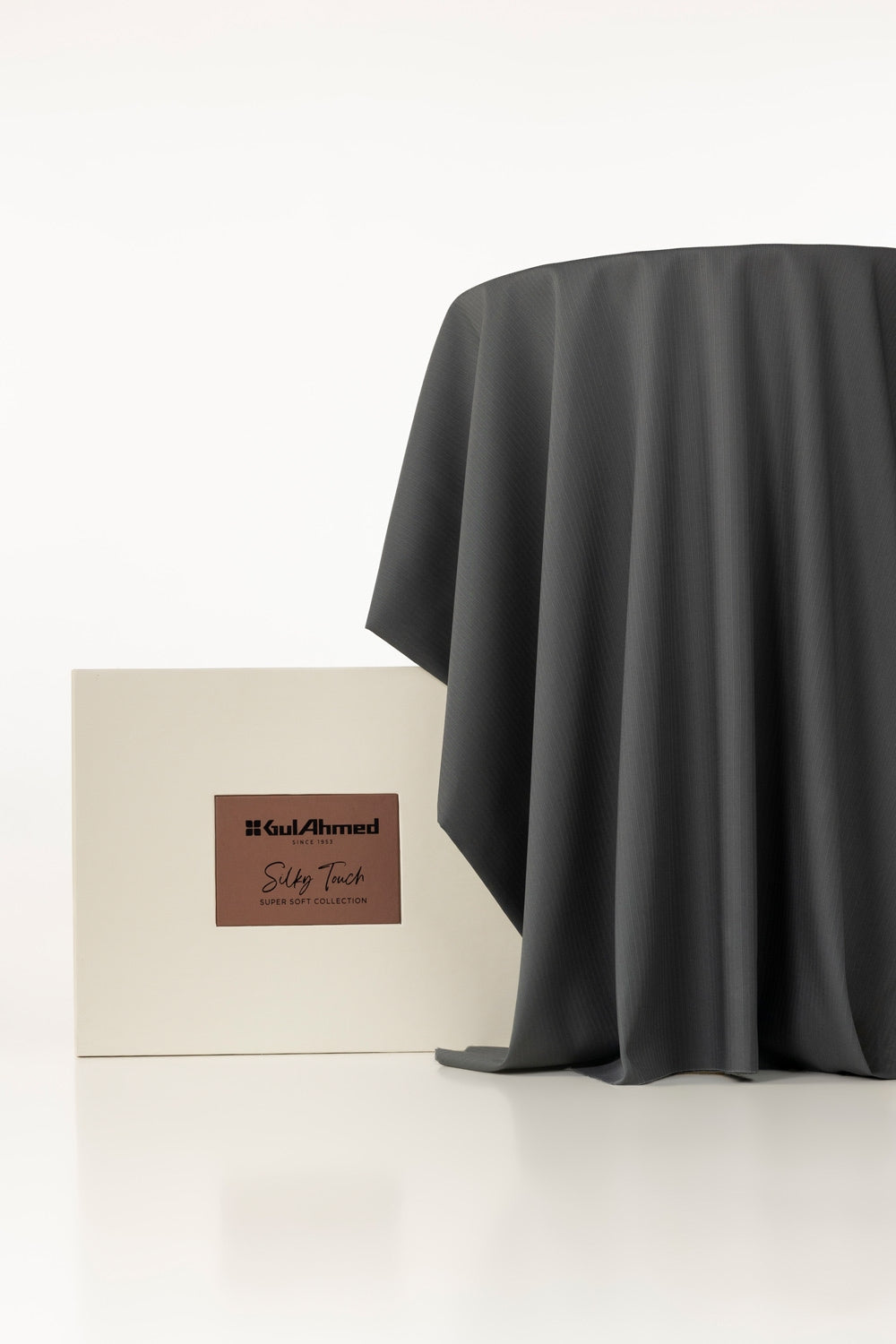 Tanabana Royal Hb 10 Unstitched Fabric Cotton With Gift Box