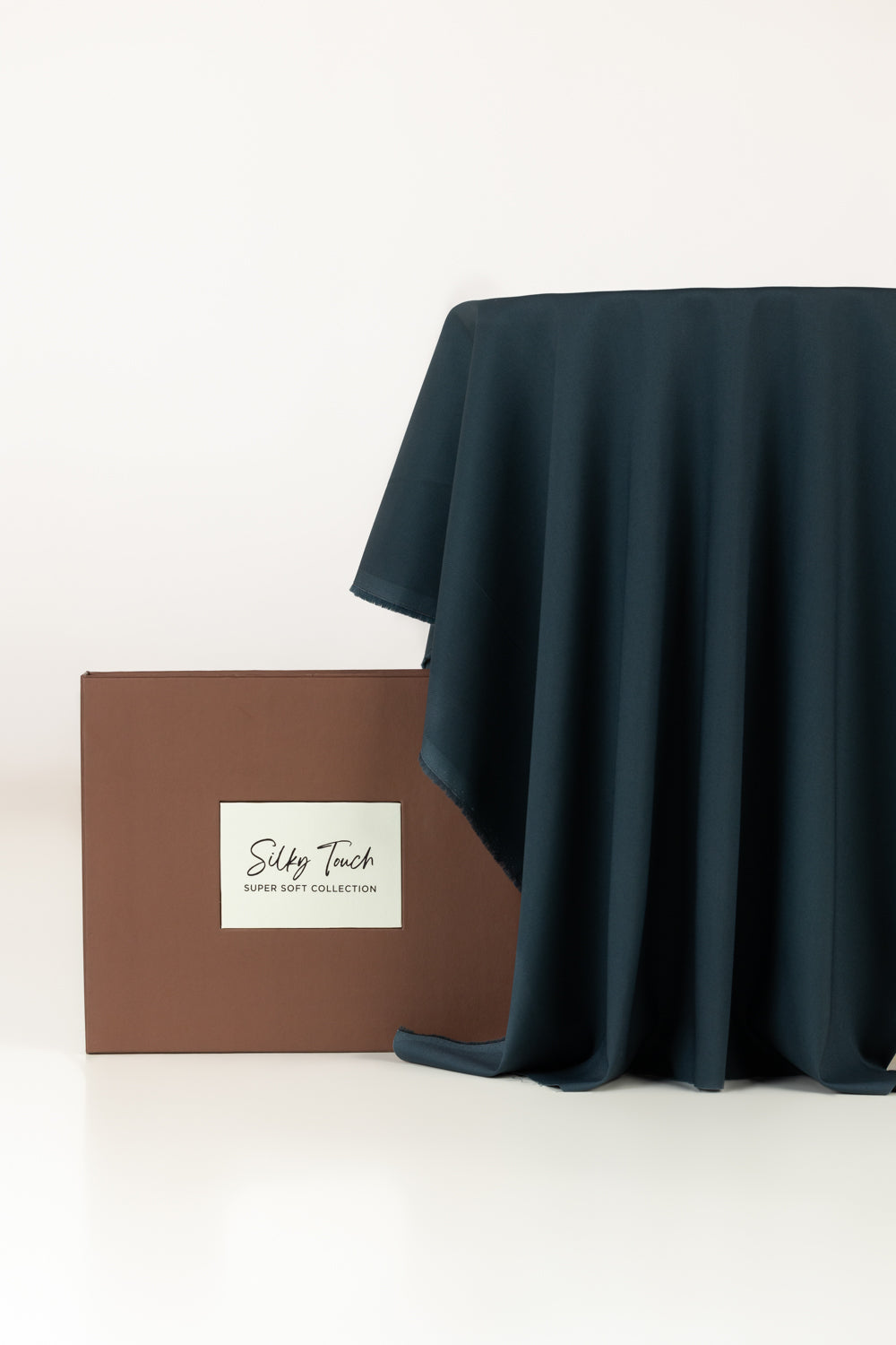 Tanabana Royal Hmb 02 Unstitched Fabric Cotton With Gift Box