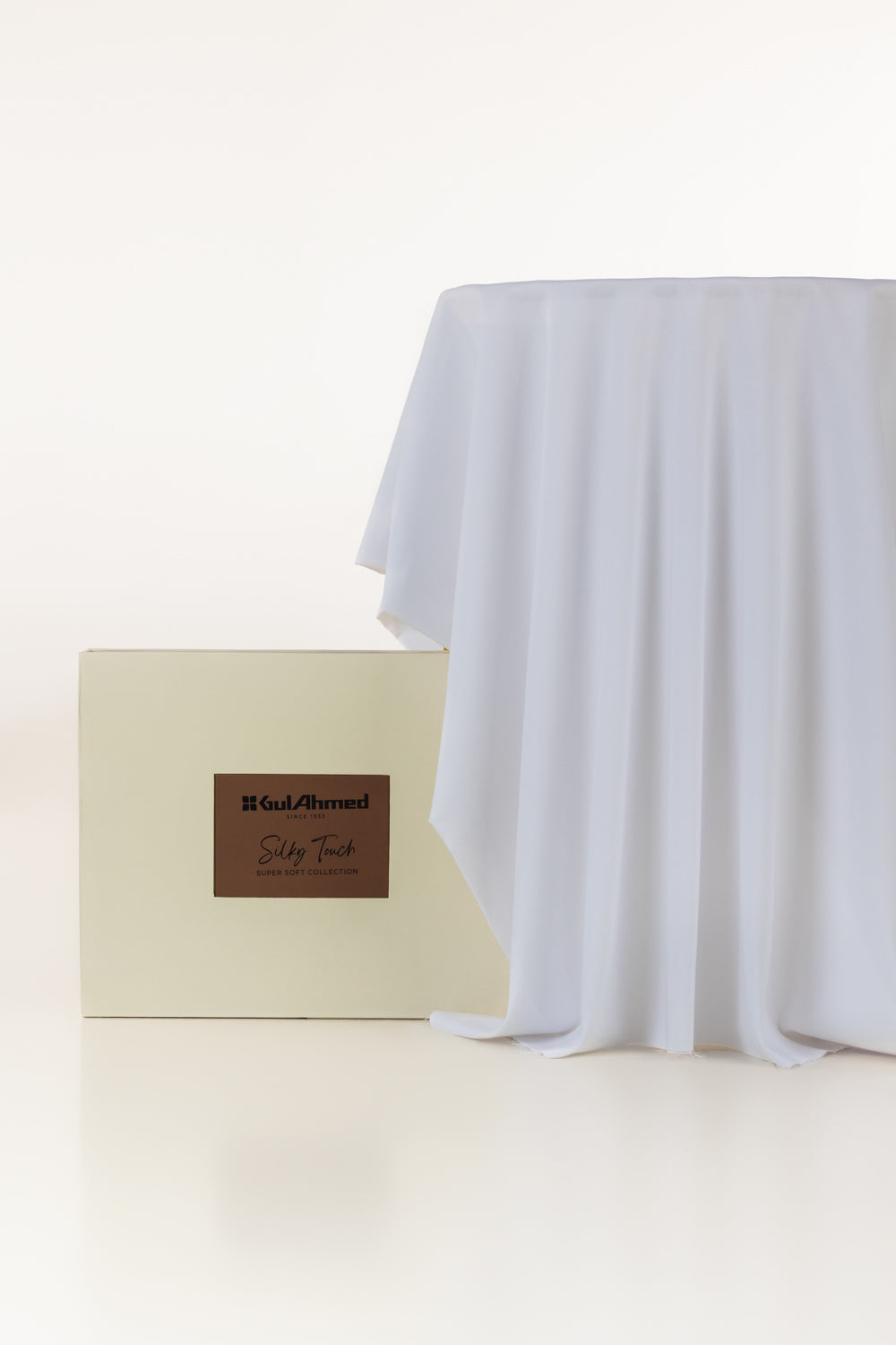Tanabana Royal Hmb 02 Unstitched Fabric Cotton With Gift Box