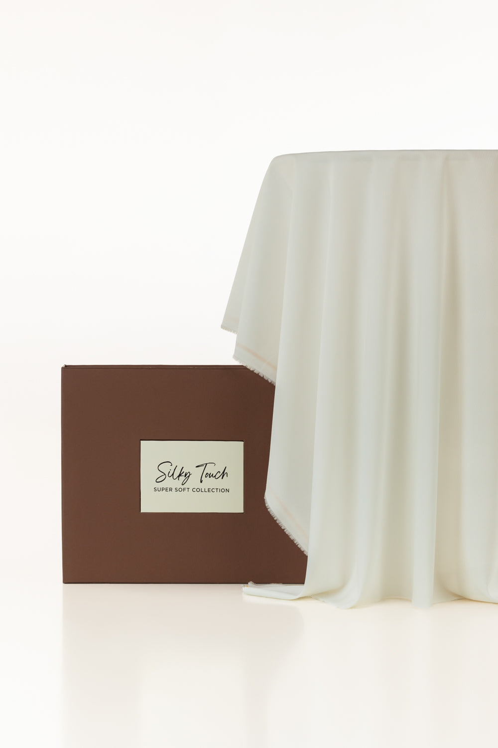 Tanabana Royal Hmb 03 Unstitched Fabric Cotton With Gift Box
