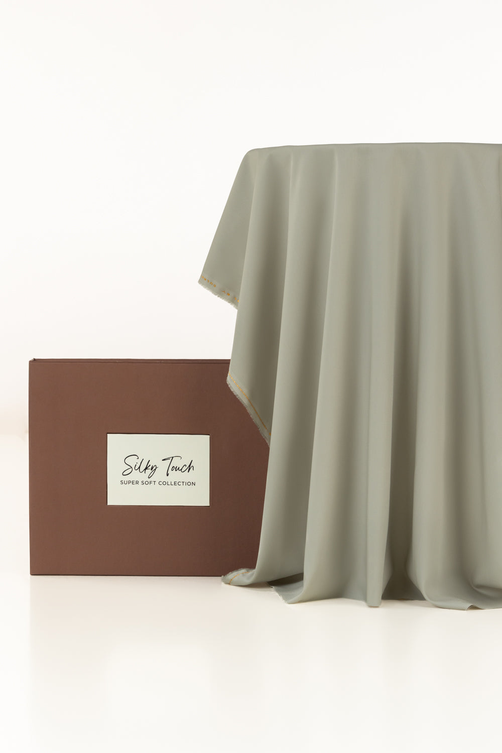 Tanabana Royal Hmb 05 Unstitched Fabric Cotton With Gift Box