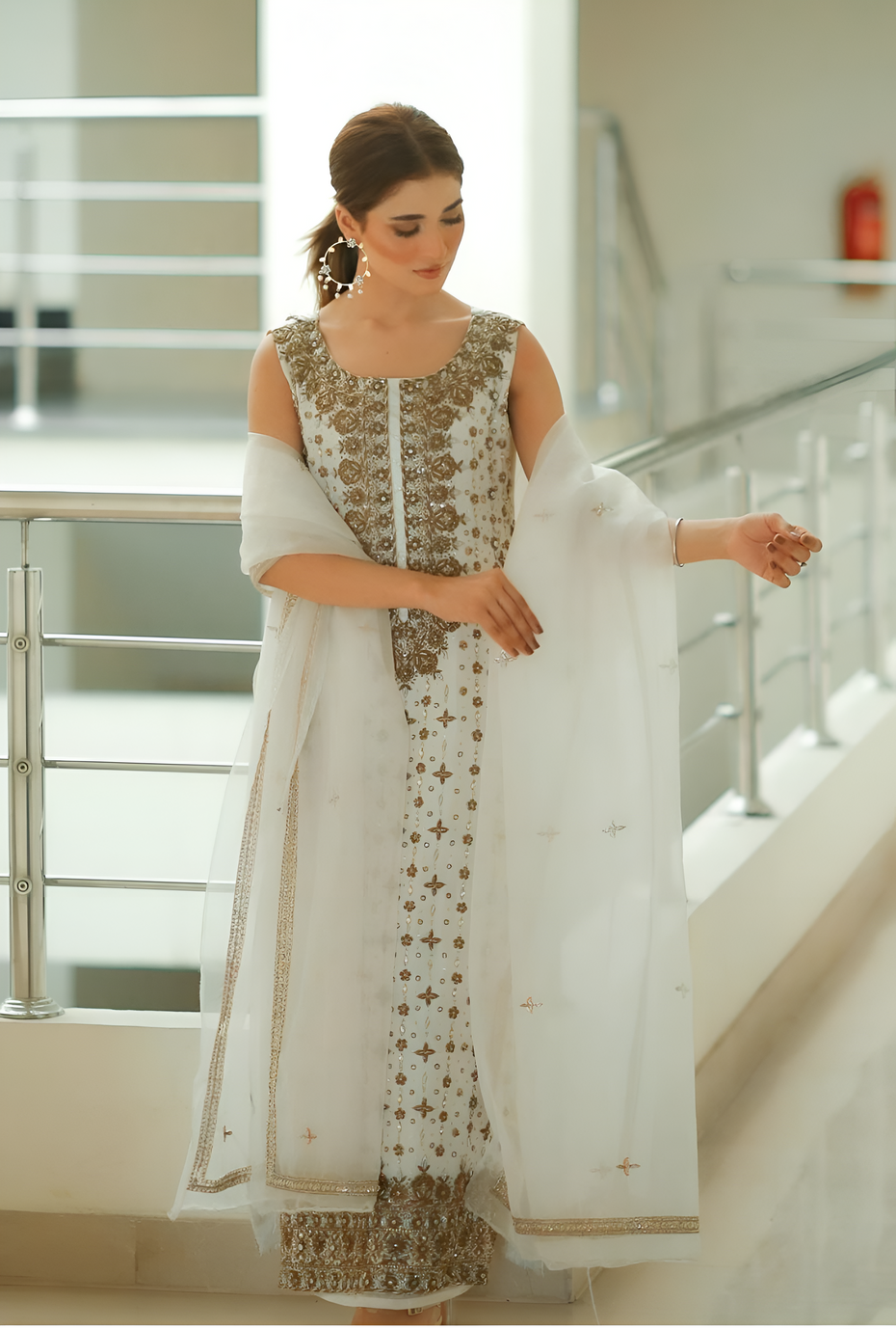 Haris Shakeel – Tassel Silk Style