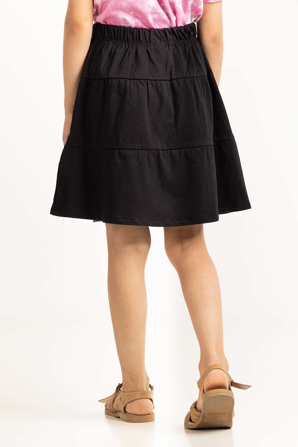 https://cdn.shopify.com/s/files/1/0706/3253/8159/files/toddler_girl_black_skirt_231-618-003_4.jpg?v=1758454928