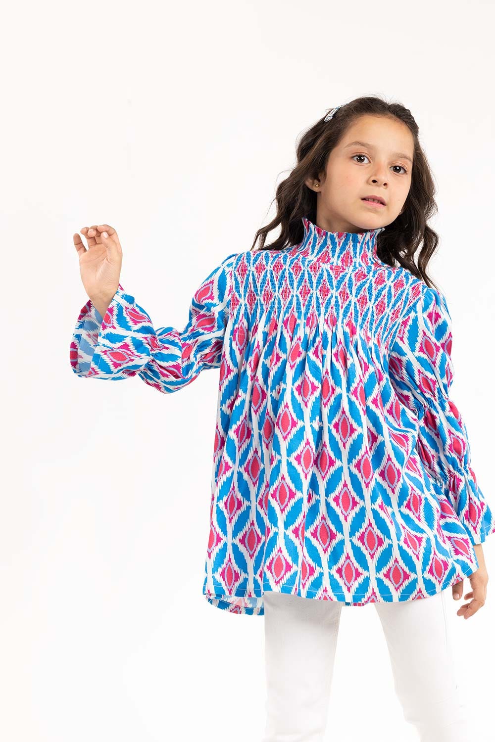 https://cdn.shopify.com/s/files/1/0706/3253/8159/files/toddler_girls_multi_woven_blouse_224-614-020_3.jpg?v=1758454838