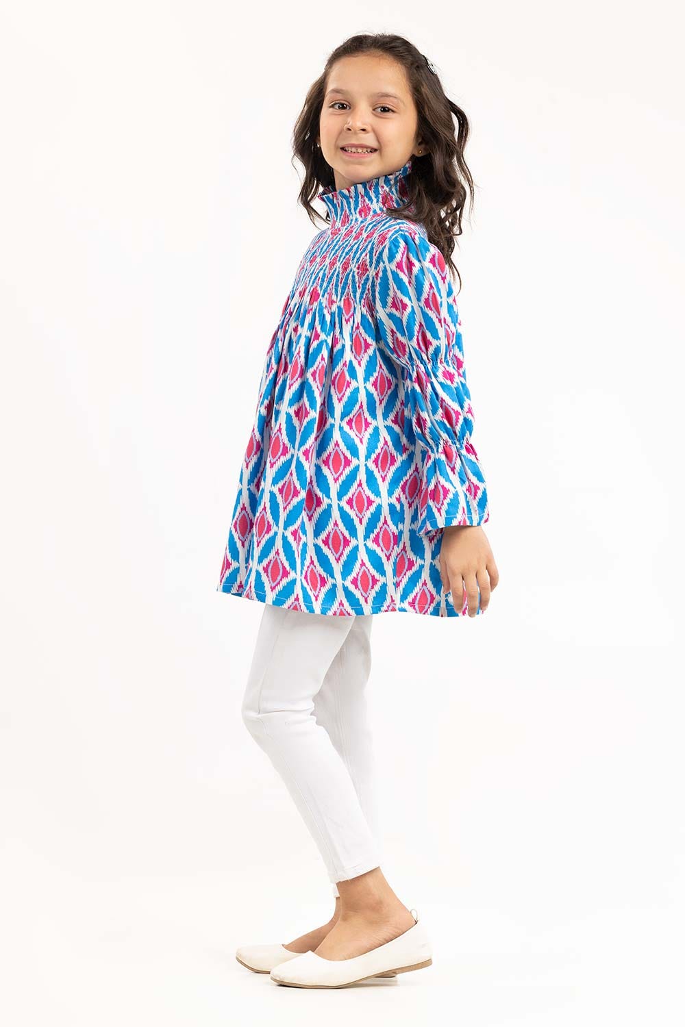 https://cdn.shopify.com/s/files/1/0706/3253/8159/files/toddler_girls_multi_woven_blouse_224-614-020_6.jpg?v=1758454838