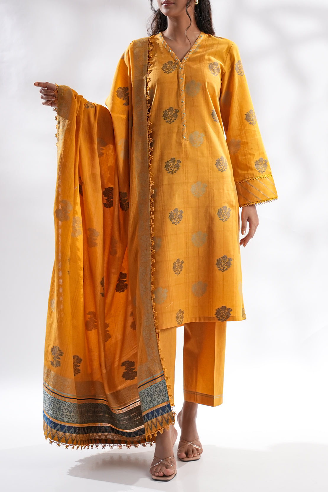 Unstitched Jacquard Cotton 3 Piece112063