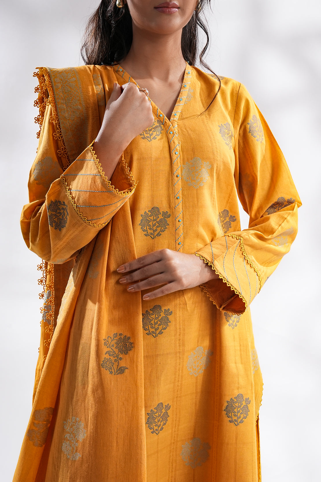 Unstitched Jacquard Cotton 3 Piece112063