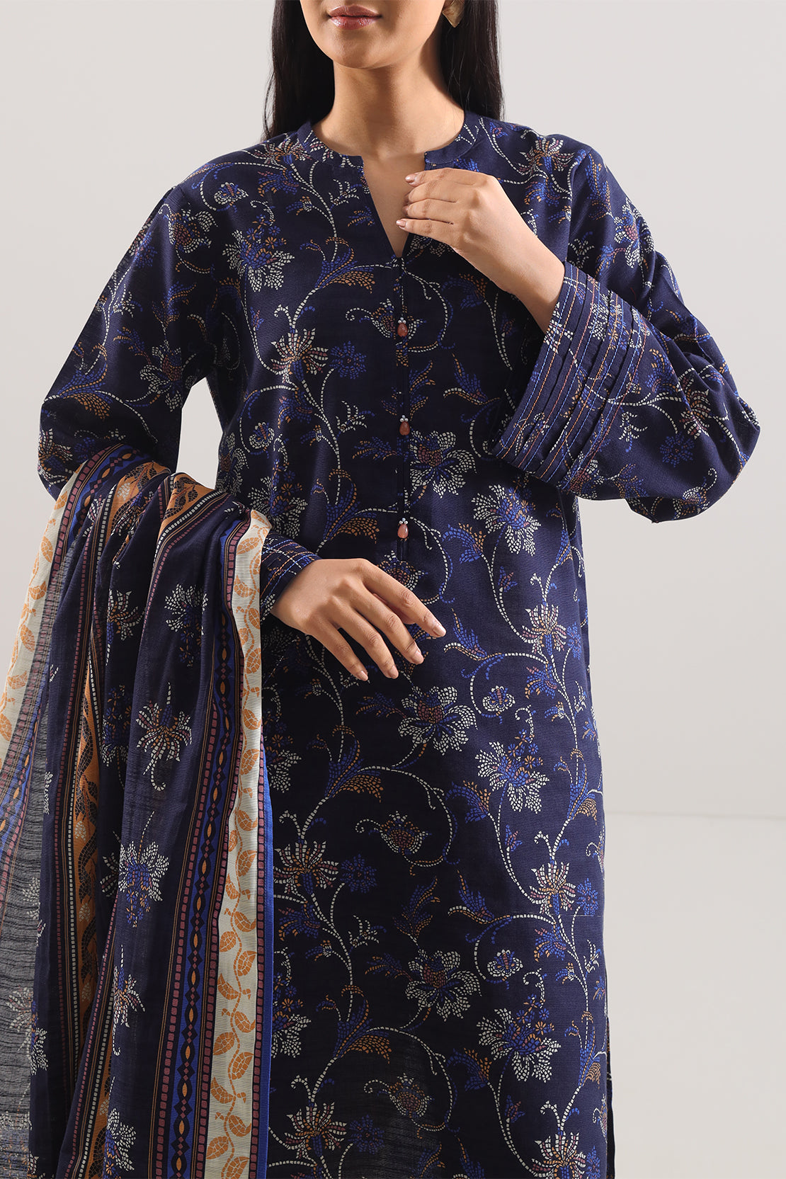 Unstitched Printed Cotton Khaddar 3 Piece114076