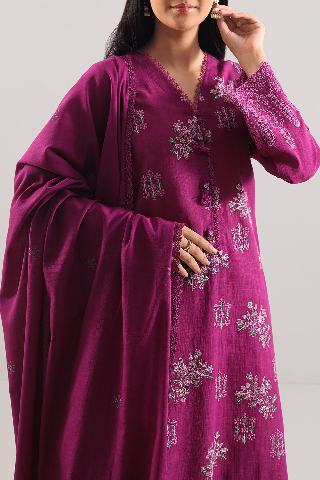 Unstitched Solid Embroidered Cotton Khaddar 3 Piece120608