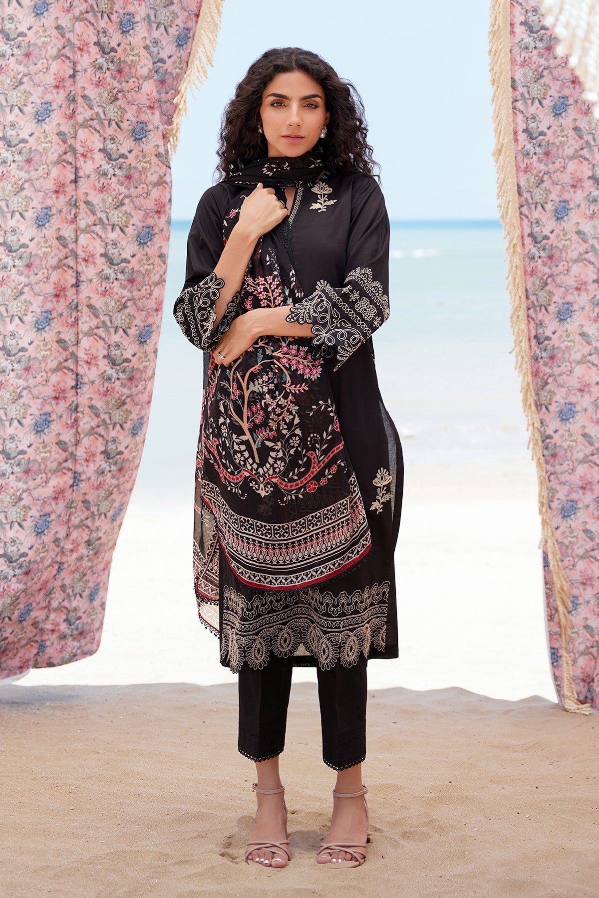 Embroidered Lawn 3 Piece
