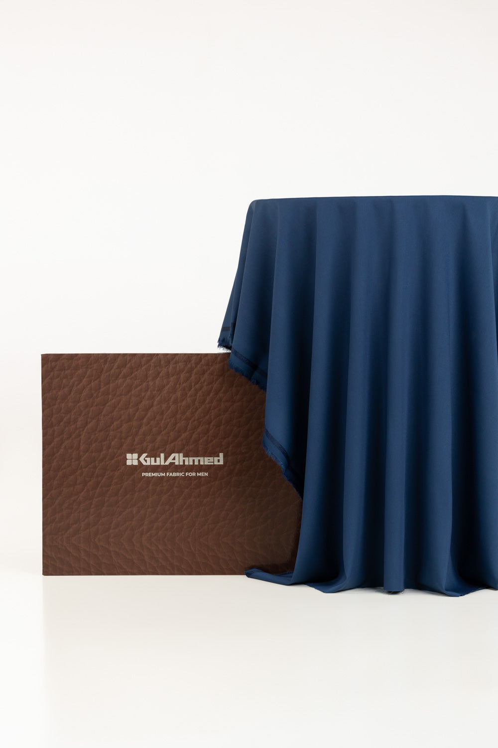 Vision Solira Unstitched Fabric Blended With Gift Box