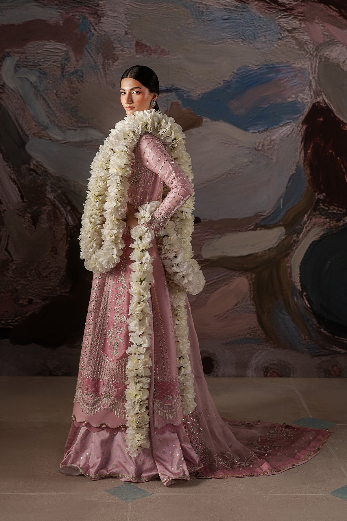 Ayzel – Burnora Style
