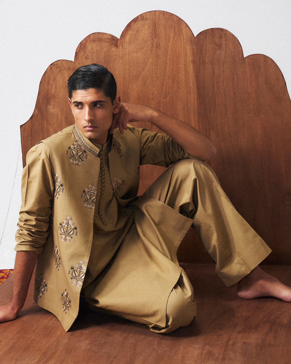 https://cdn.shopify.com/s/files/1/0764/9588/0493/files/web_0049_JugnuAW251338-copy-ed_a823bed6-947f-4708-b595-6b0bef3c3075.jpg?v=1768202934