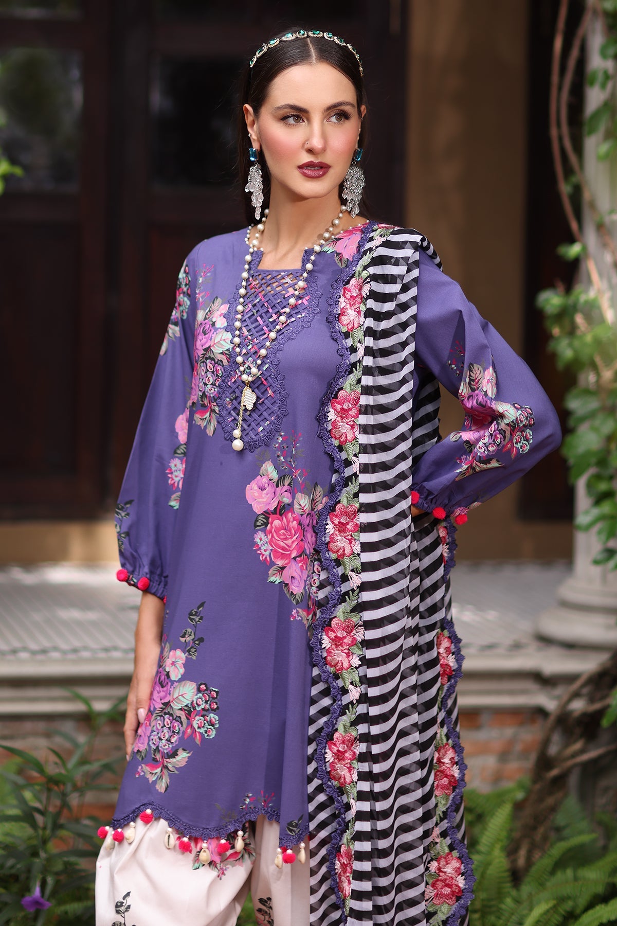 3-PC Unstitched Embroidered Lawn Collection CH6-09