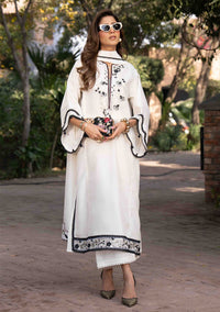Tanaz White