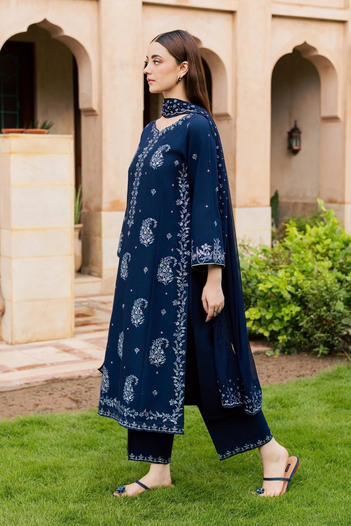Becca 3Pc - Embroidered Khaddar Pret