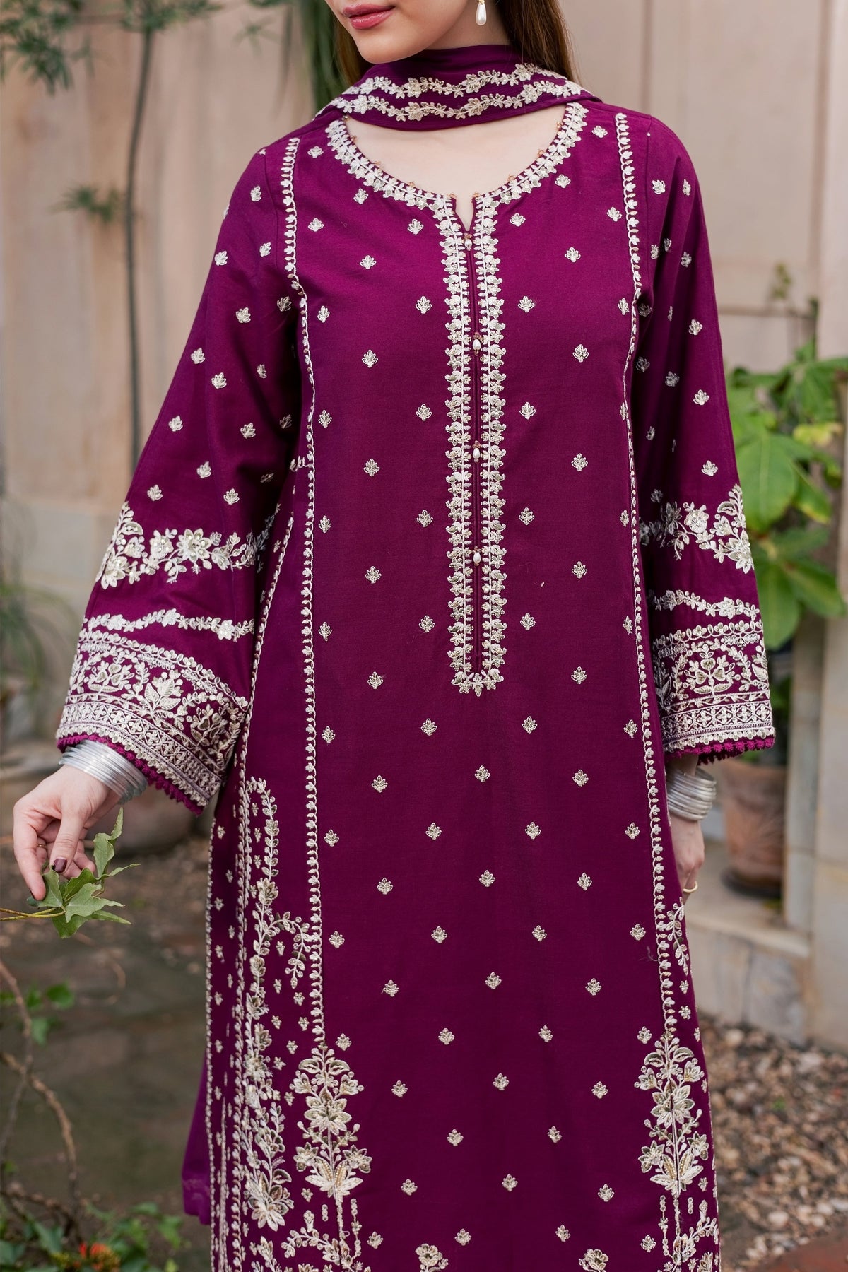 Jewel Noorie 3Pc - Embroidered Khaddar Pret