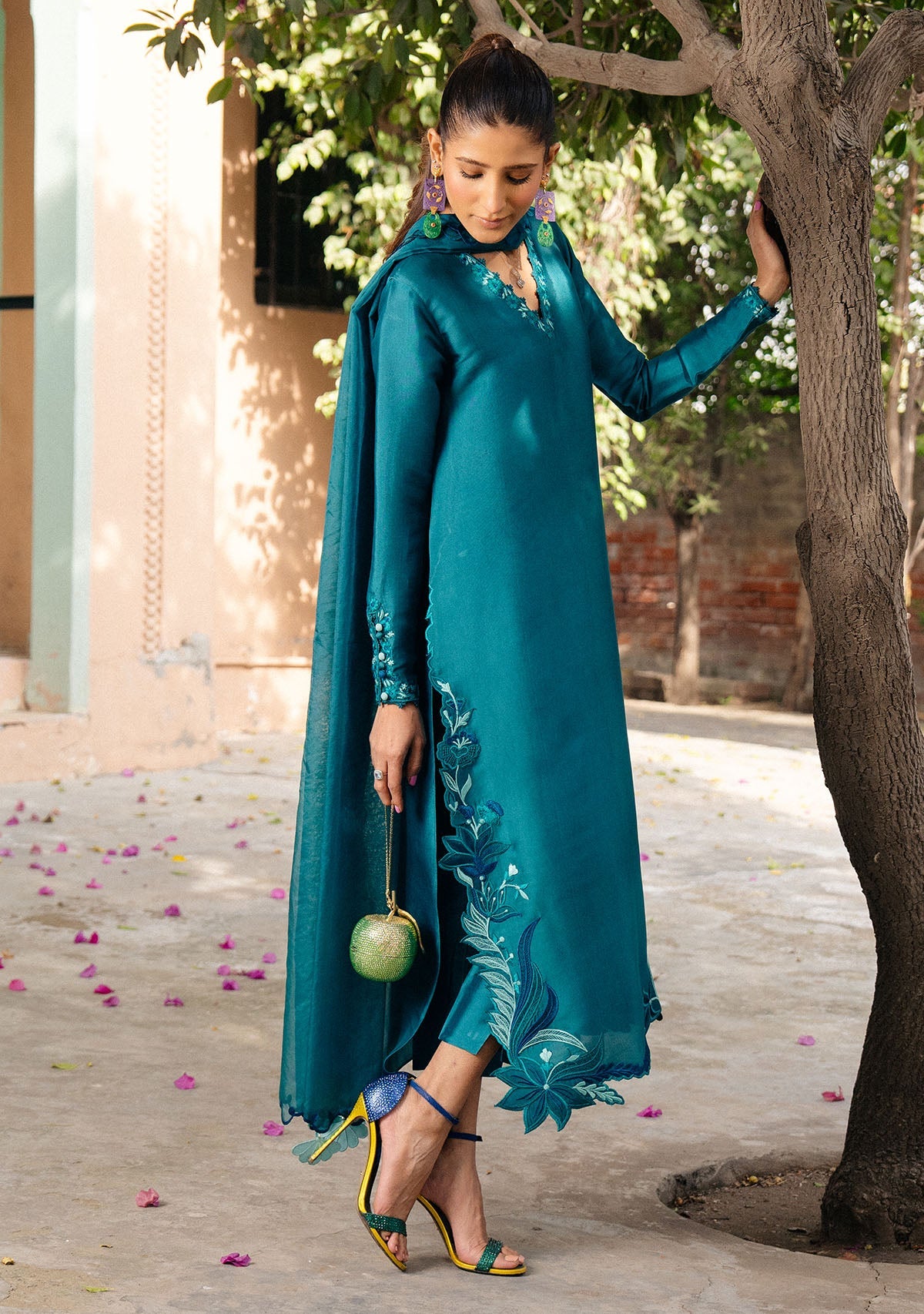 Naida Teal