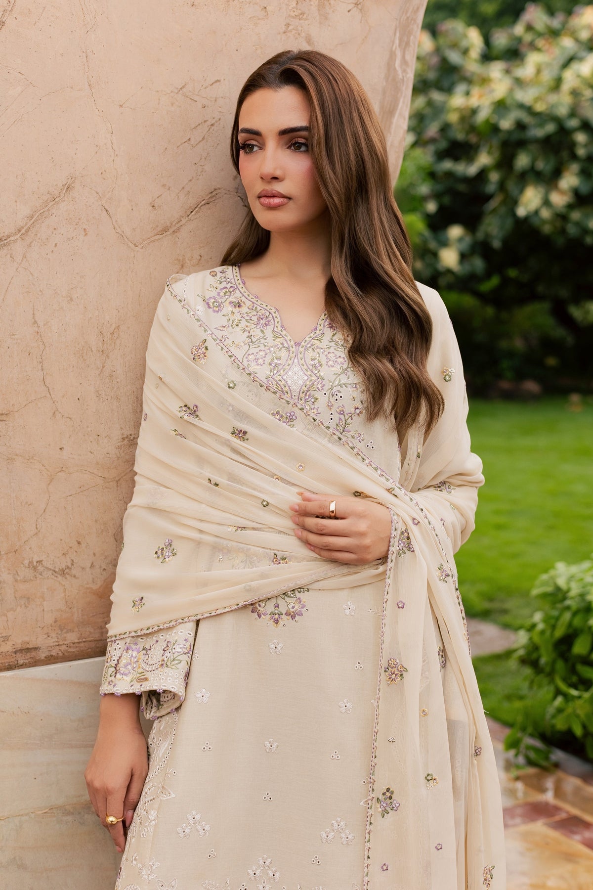 Sugar Plum 3Pc - Embroidered Khaddar Pret