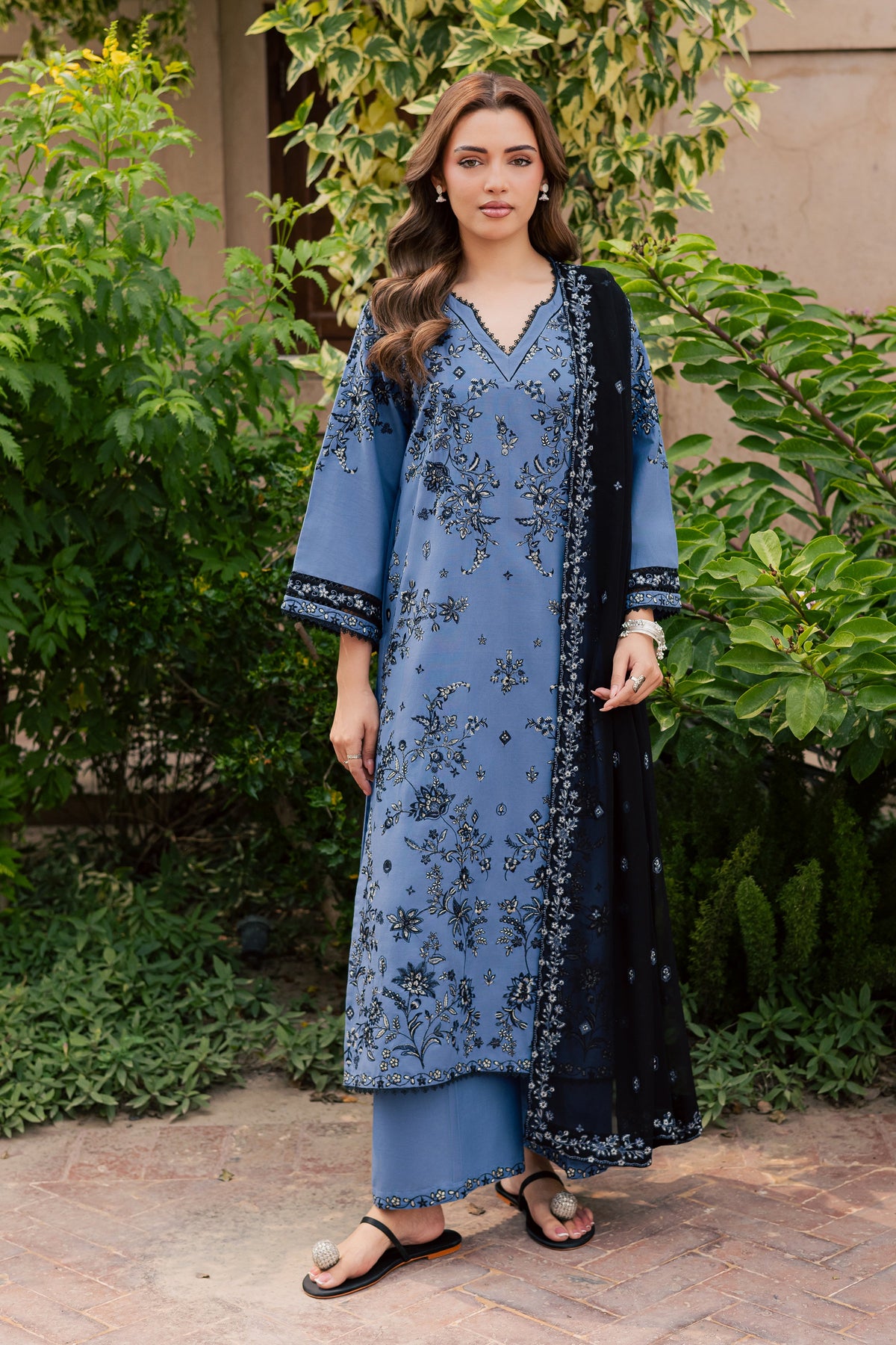 Coastal Glow 3Pc - Embroidered Khaddar Pret