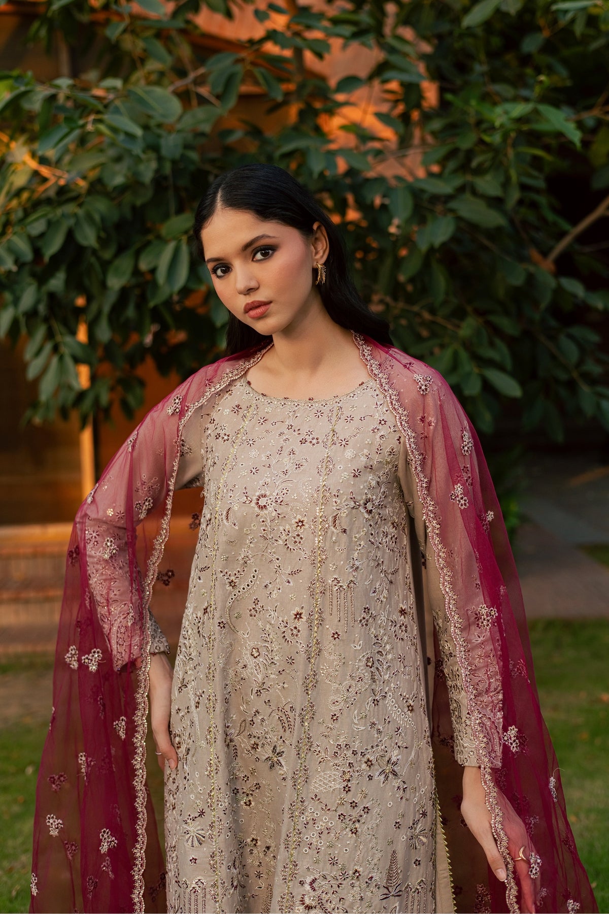 Naina 3Pc - Embroidered Karandi Pret