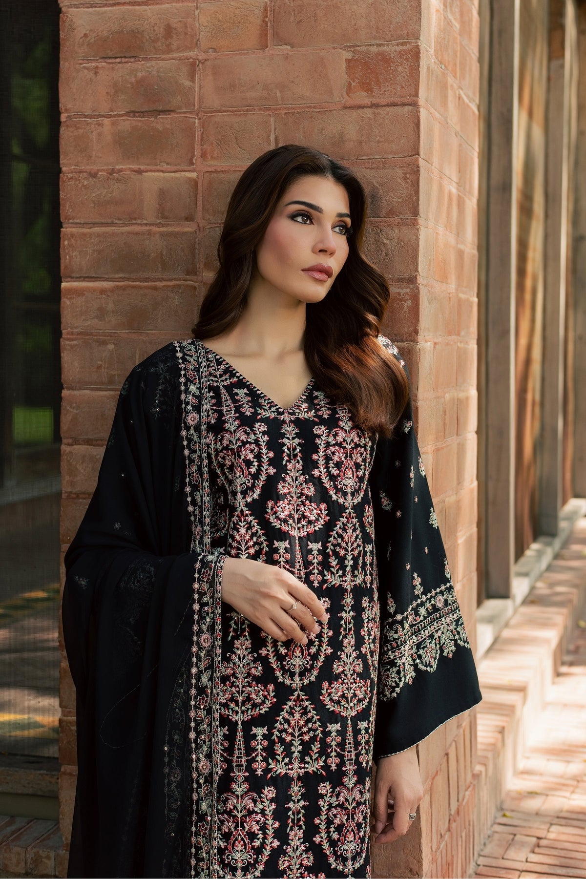 Avni 3Pc - Embroidered Karandi Pret