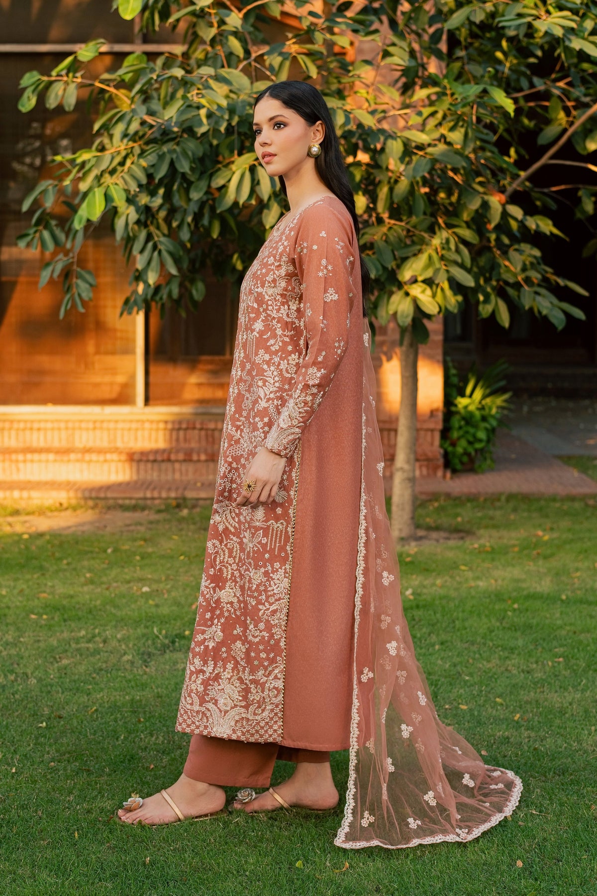 Peach Rhea 3Pc - Embroidered Karandi Pret