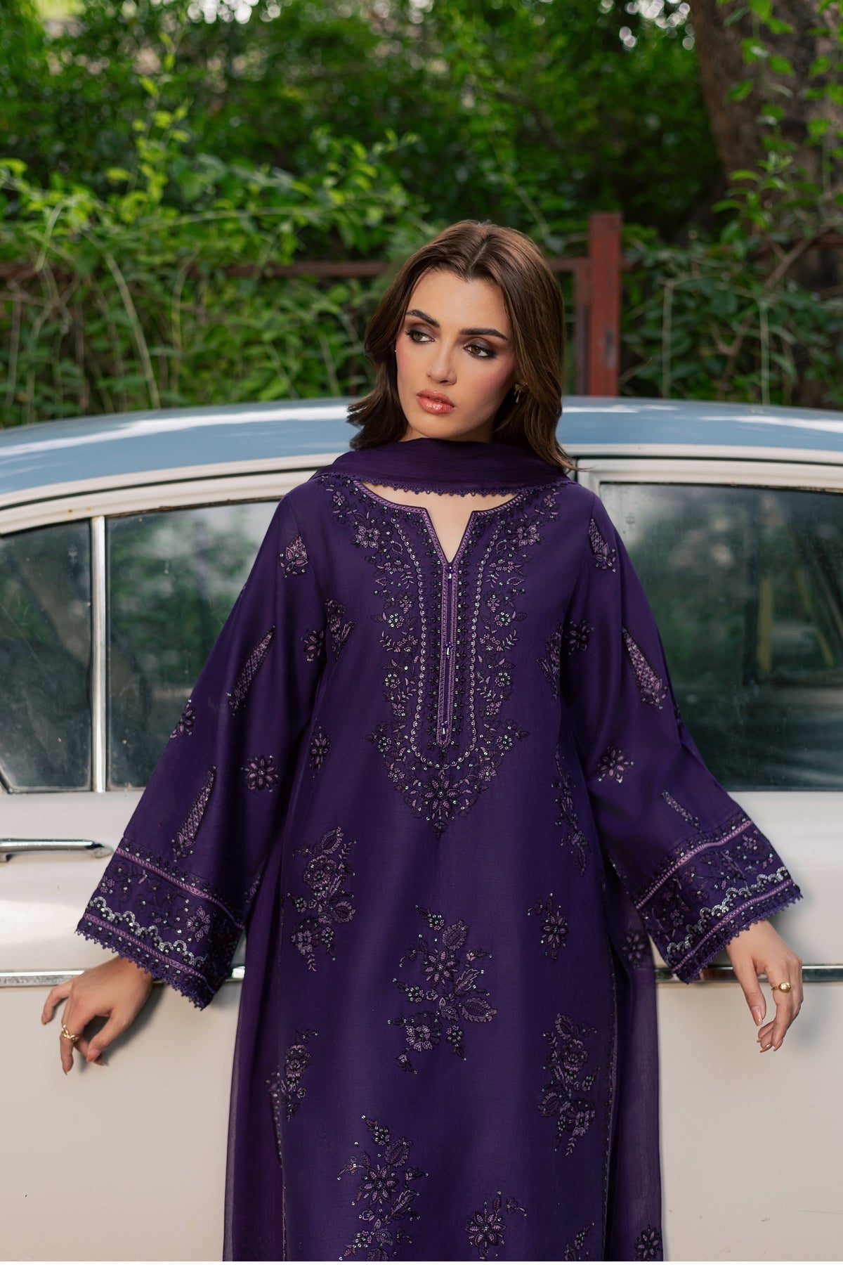Kiyomi 3Pc - Embroidered Khaddar Pret