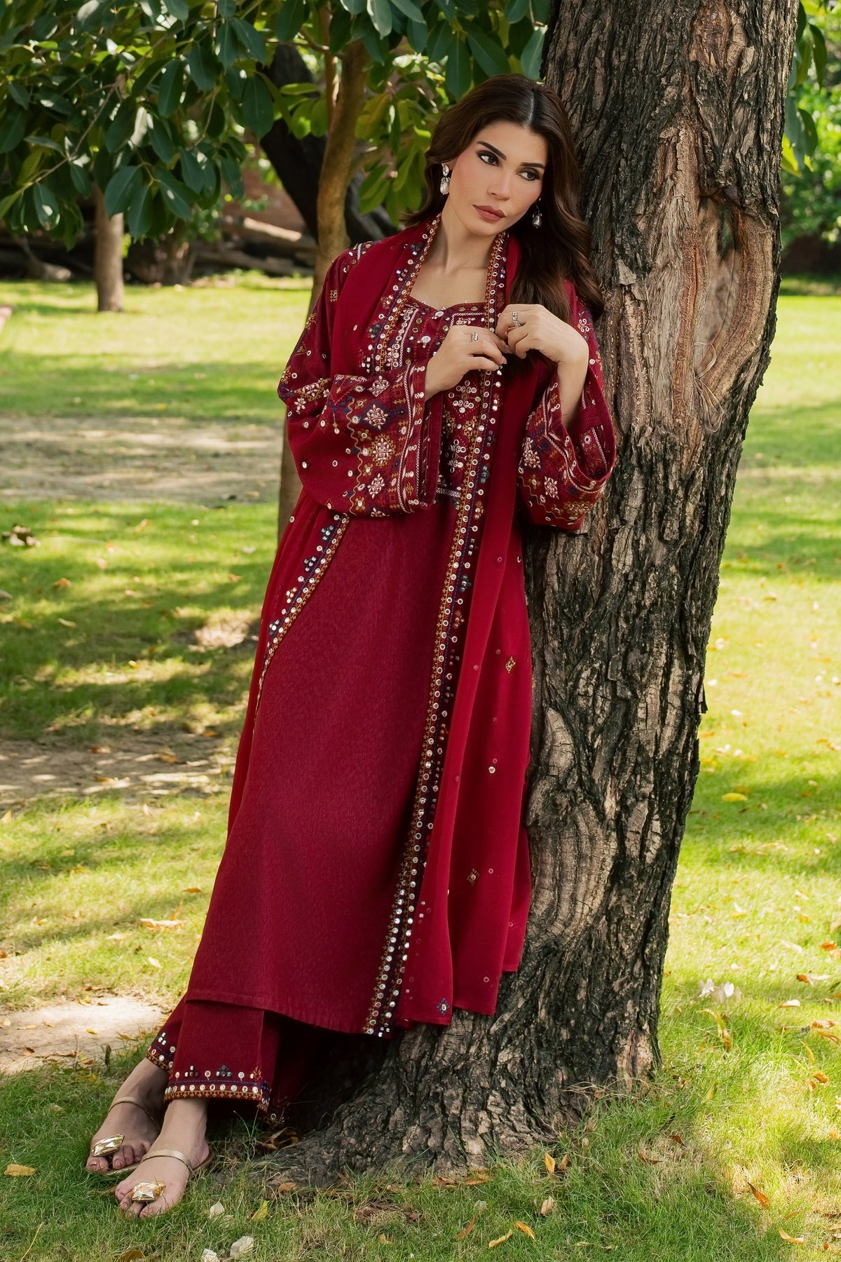 Kacho 3Pc - Embroidered Karandi Pret