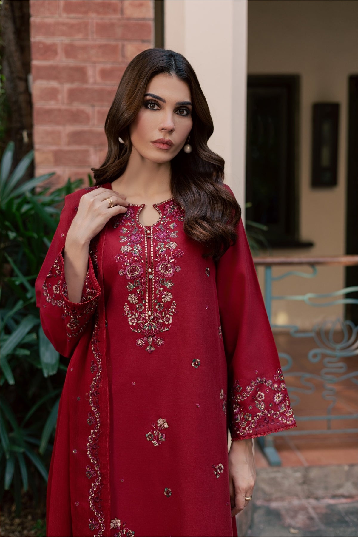 Dave 3Pc - Embroidered Khaddar Pret