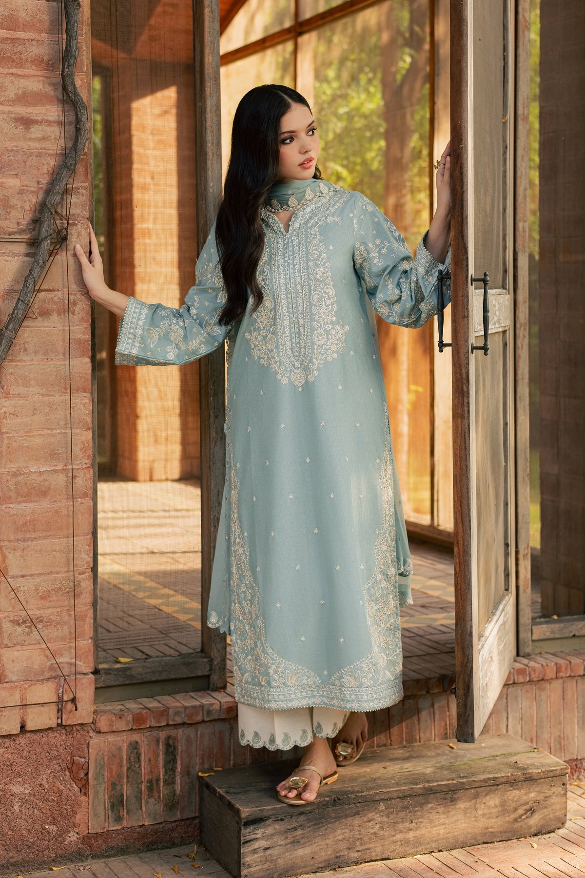 Faheema 3Pc - Embroidered Karandi Pret