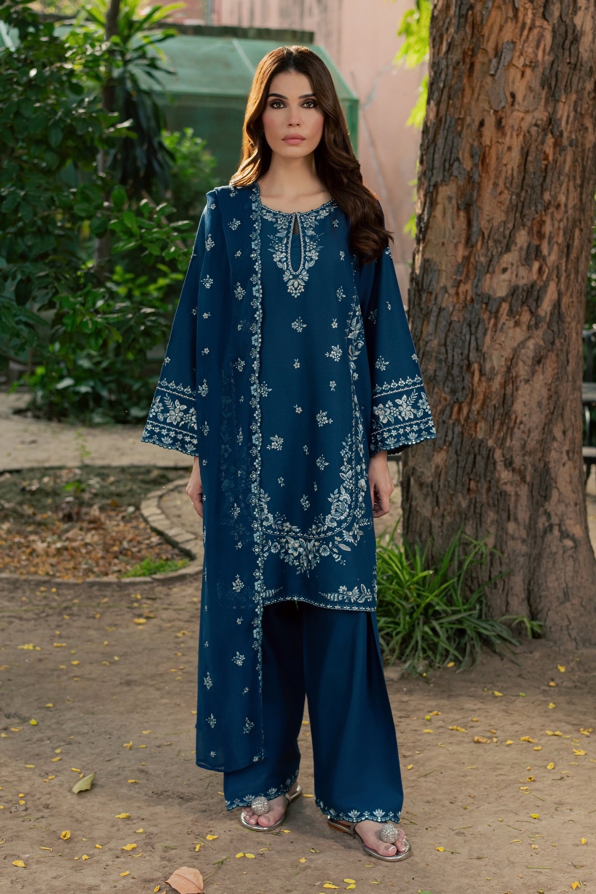Jewel Arzoo  3Pc - Embroidered Khaddar Pret