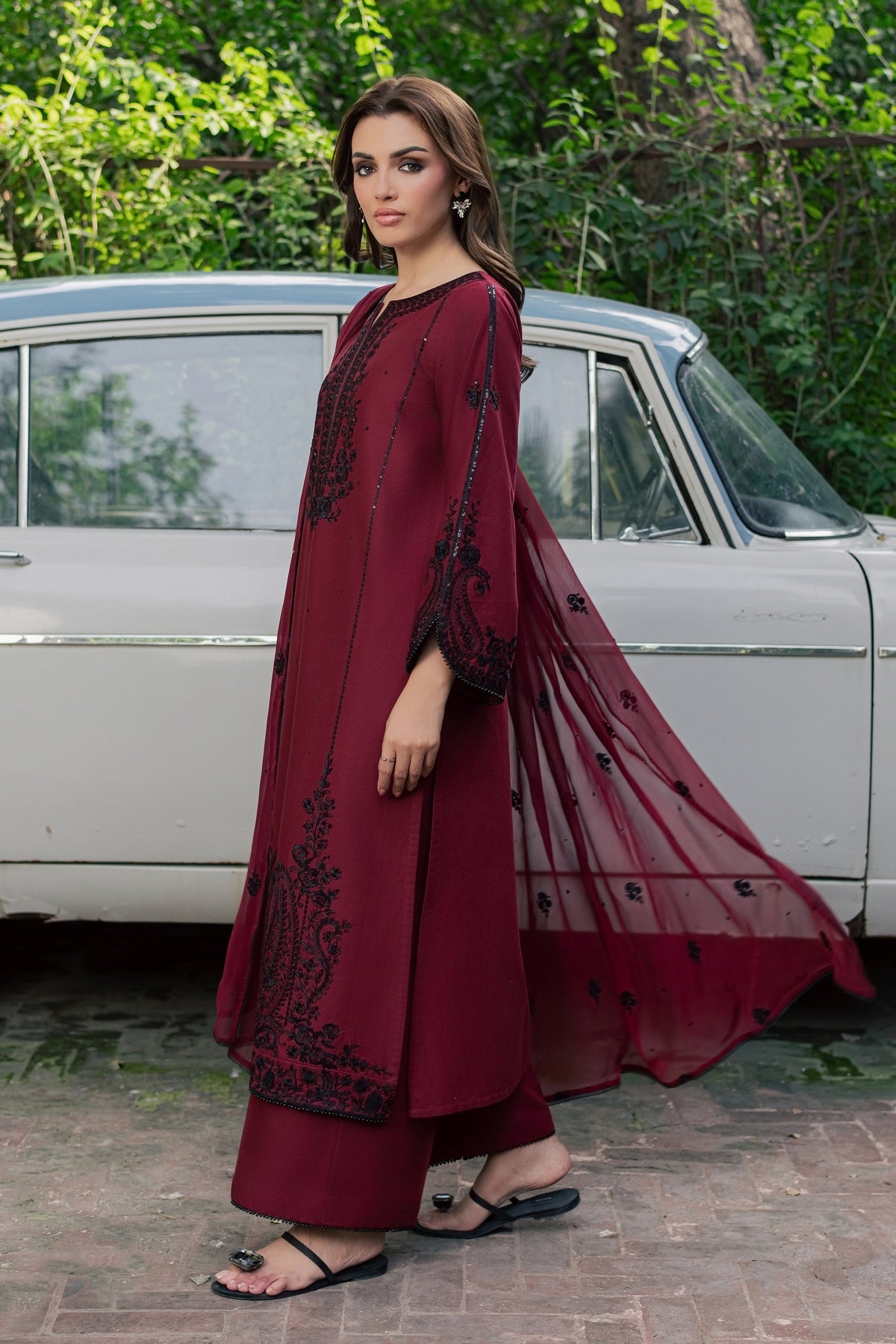Red Manzar 3Pc - Embroidered Khaddar Pret
