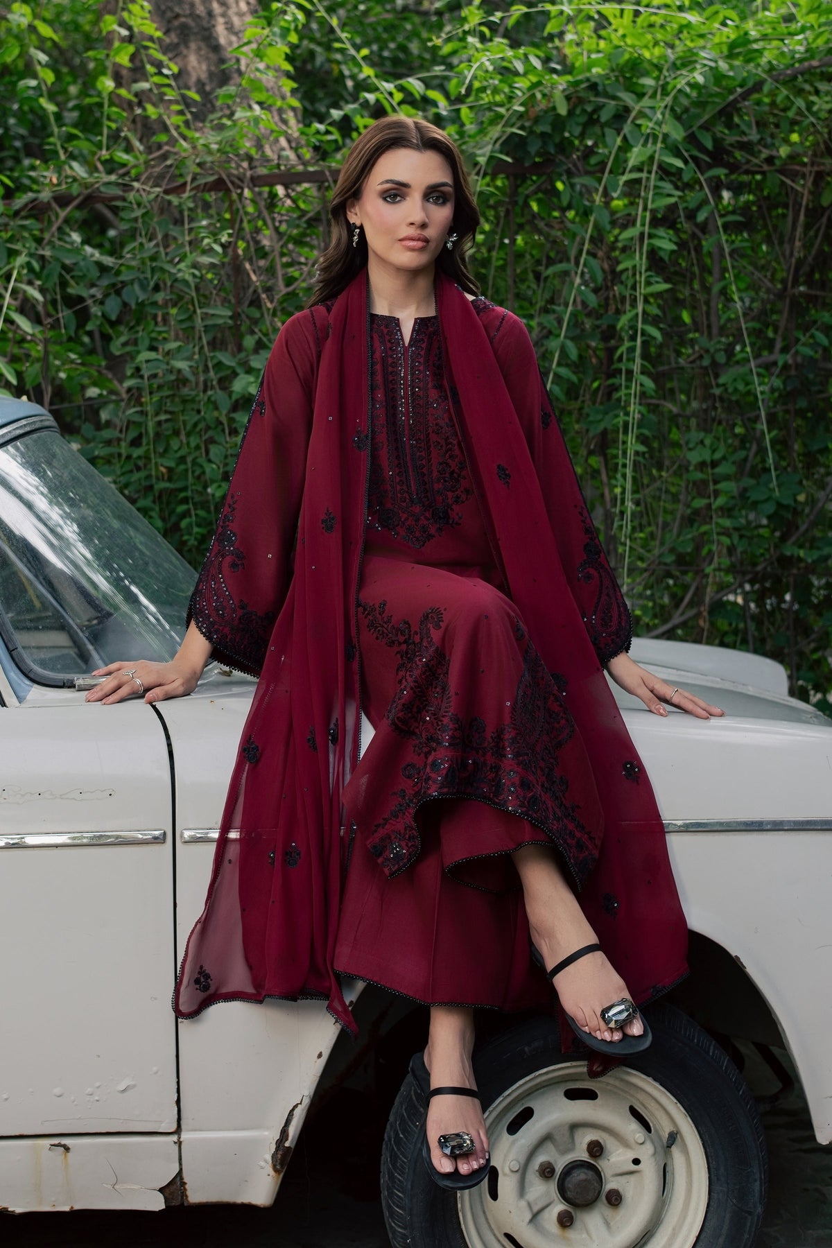 Red Manzar 3Pc - Embroidered Khaddar Pret