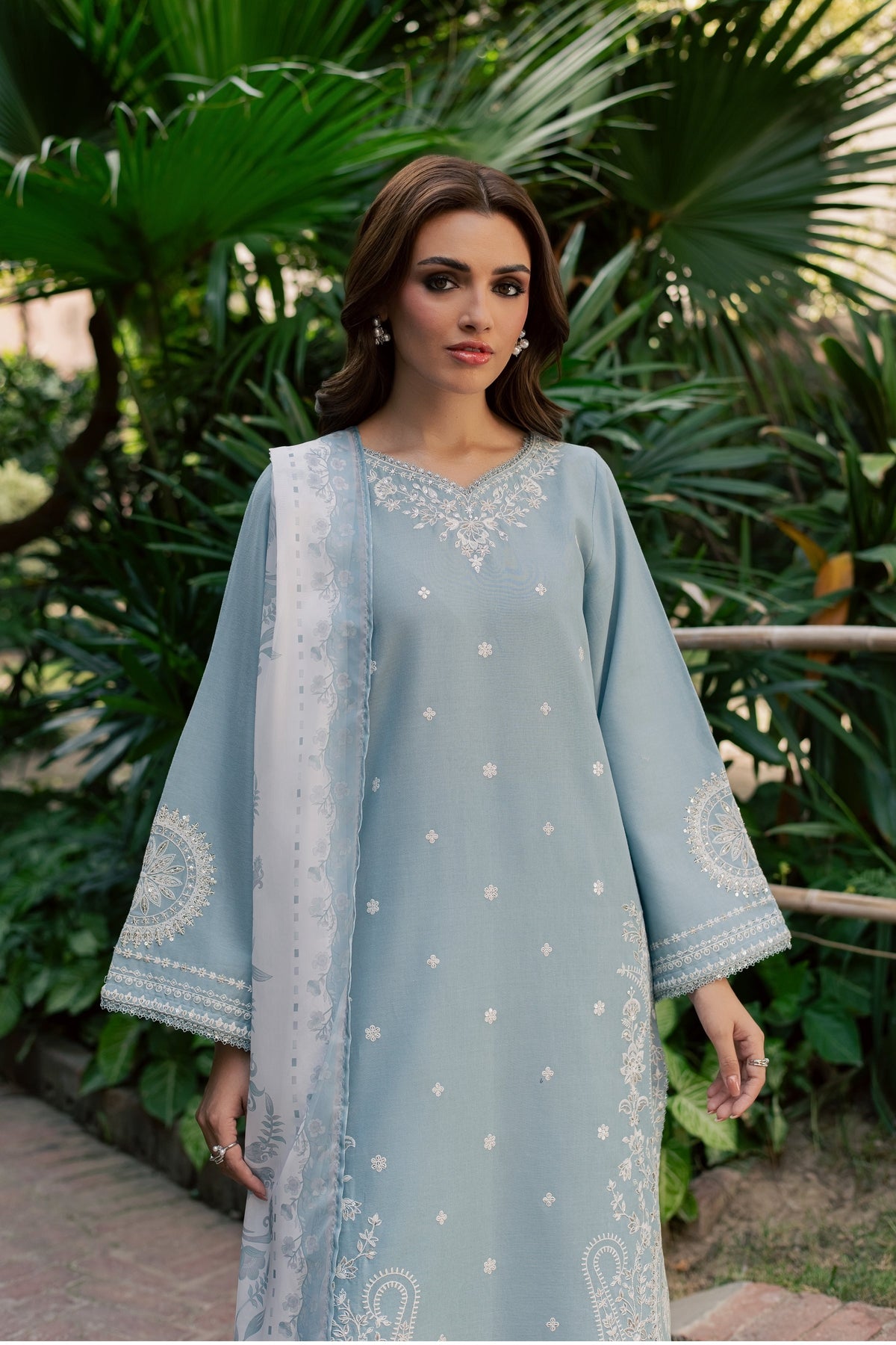 Phoebe 3Pc - Embroidered Khaddar Pret