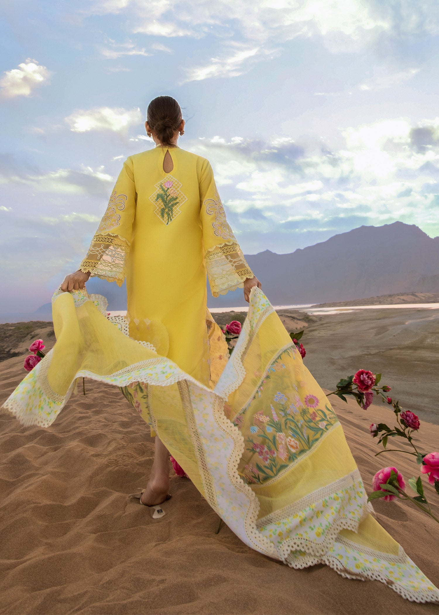 https://cdn.shopify.com/s/files/1/0634/9714/2487/products/y5.jpg?v=1680252634