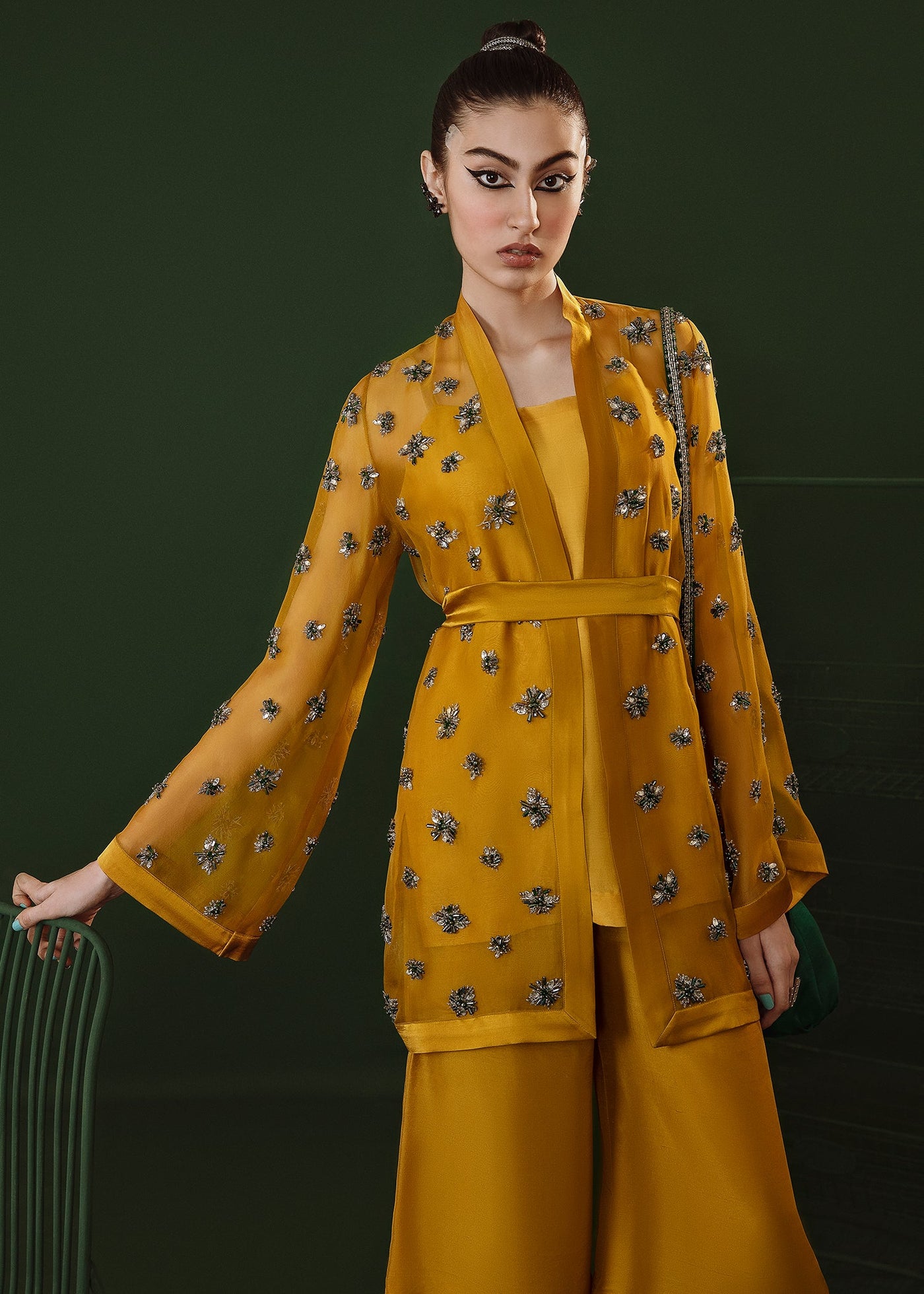 https://cdn.shopify.com/s/files/1/0016/9476/1035/products/y98098098.jpg?v=1614166691