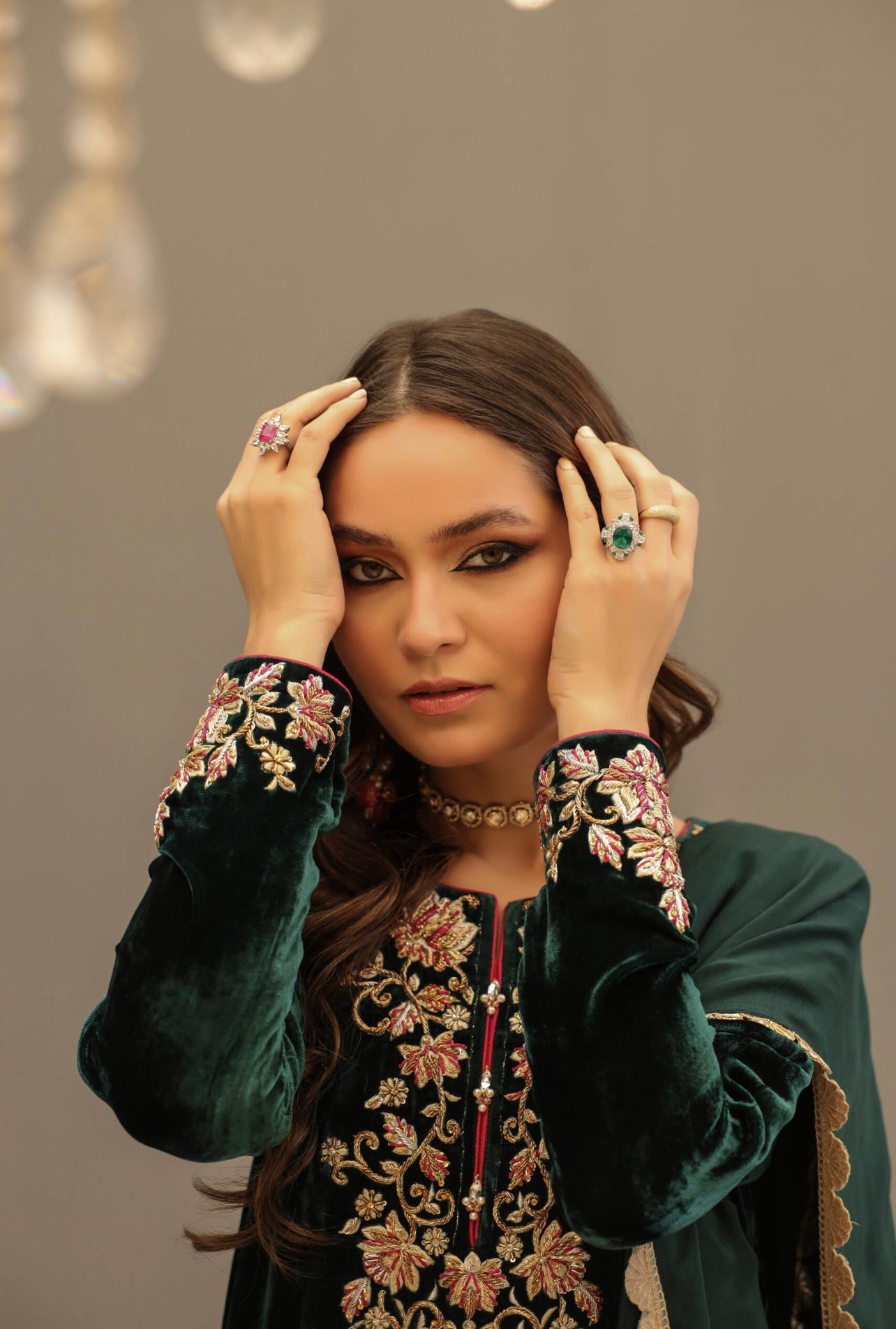 https://cdn.shopify.com/s/files/1/0923/1931/8403/files/zaibtan-velvet-luxe-by-alizay-saad-161600_fb4e0e35-163a-4b24-9a19-2bb6b1ad3a56.jpg?v=1756725139