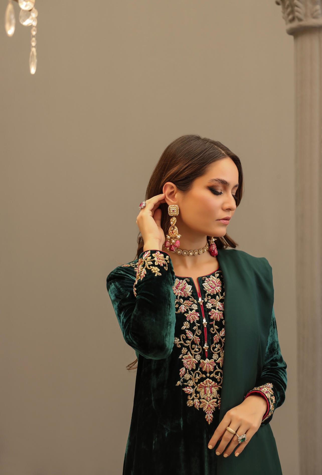 Zaibtan Velvet Luxe by Alizay Saad
