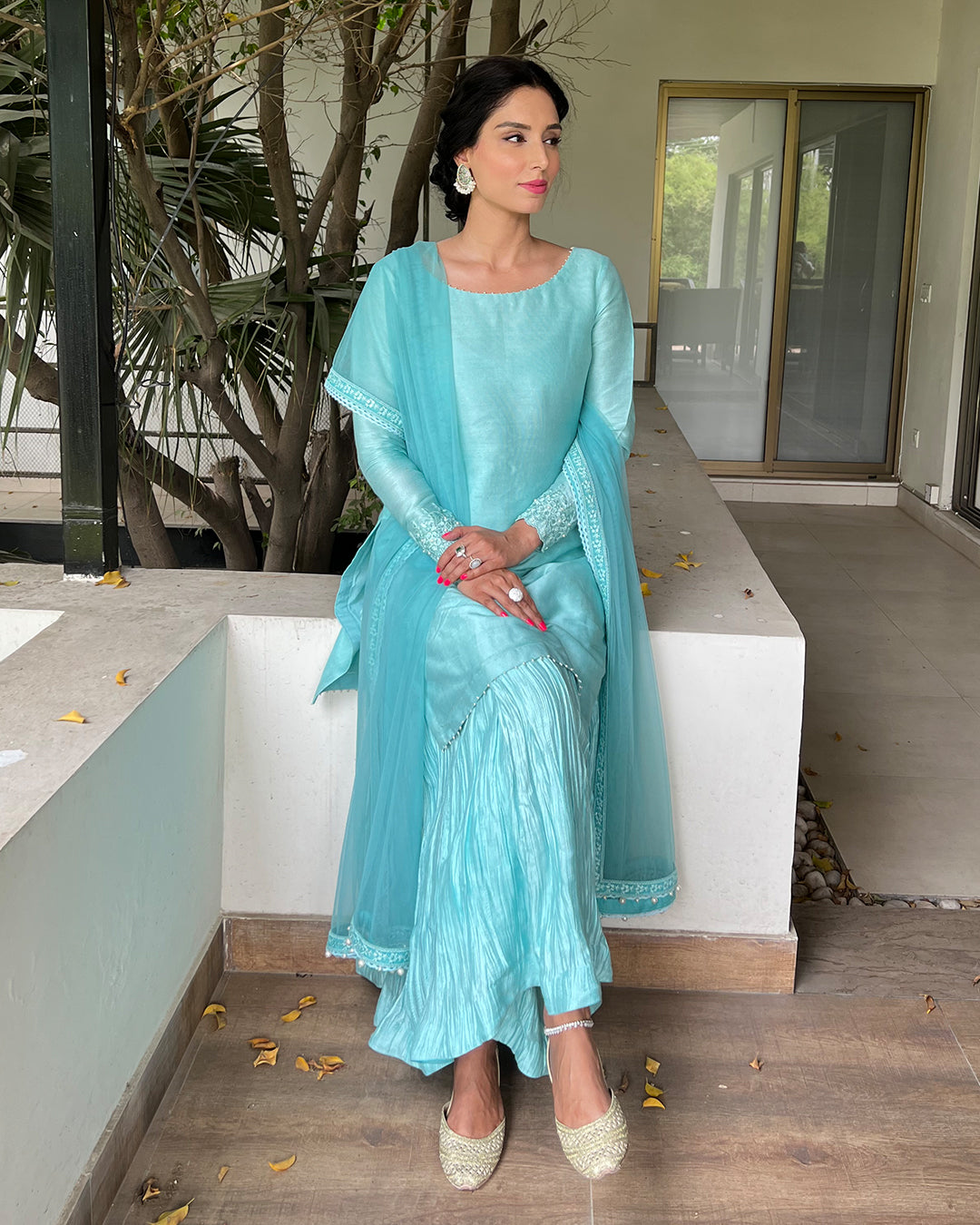 https://cdn.shopify.com/s/files/1/0262/2531/1795/products/zainab3.jpg?v=1652080352