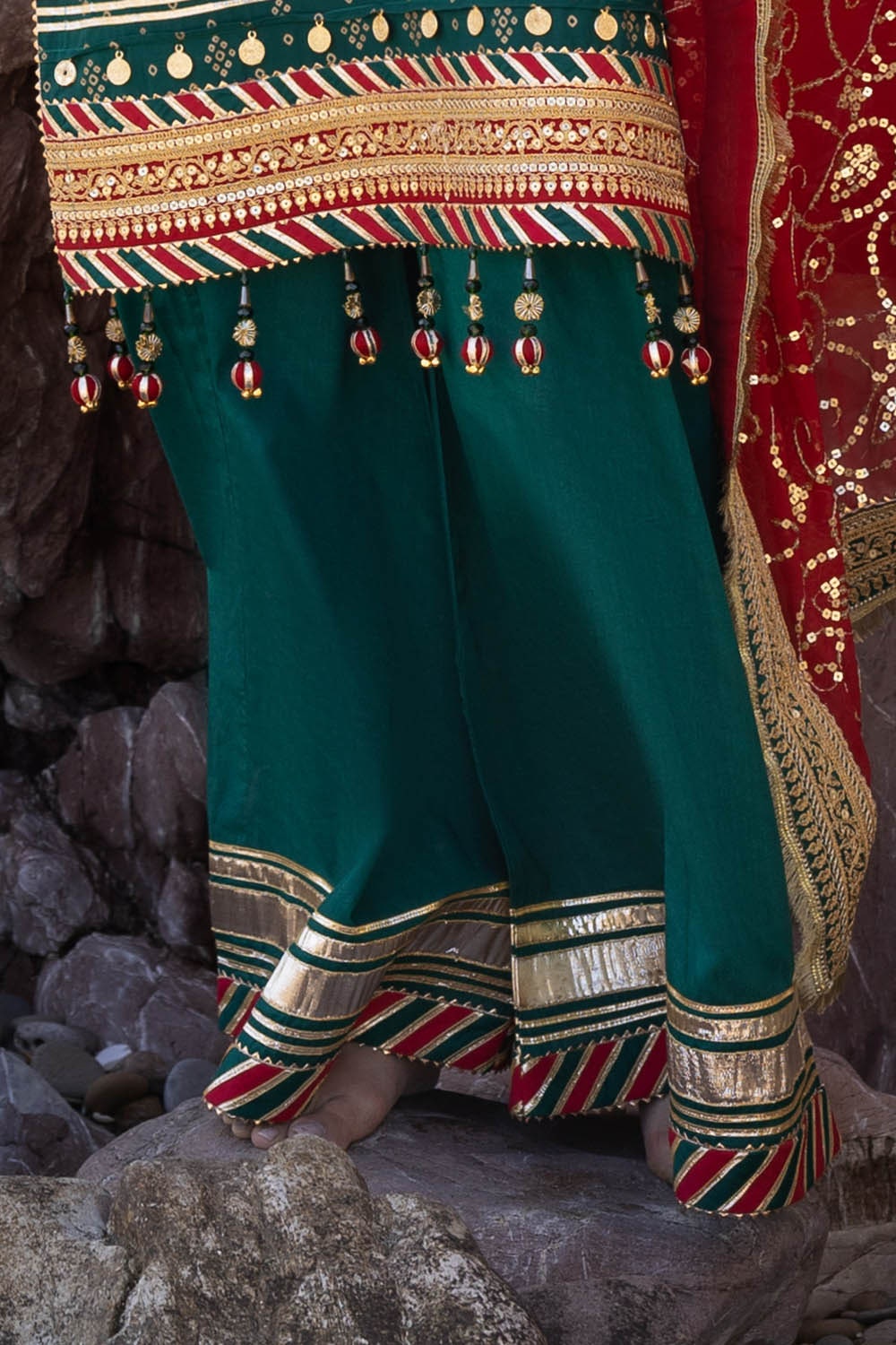 https://cdn.shopify.com/s/files/1/0706/3253/8159/files/zari-_-sequins-embroidered-chiffon-dupatta-with-cord-embroidered-lace._gold-printed-lawn-gulahmed-bottom-bm-52024.jpg?v=1758380831