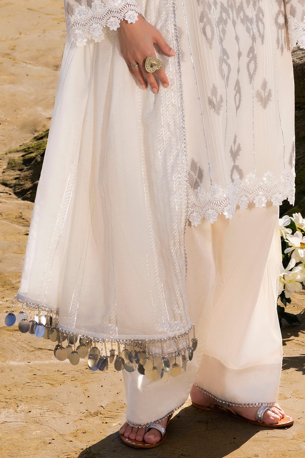 3 Piece Unstitched Embroidered Jacquard Suit With Zari Paper Cotton Dupatta