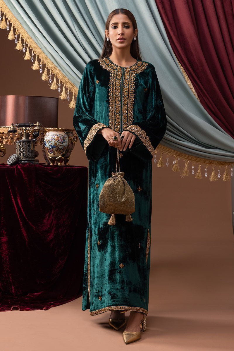 Zeenat Velvet Luxe Kaftan by Alizay Saad