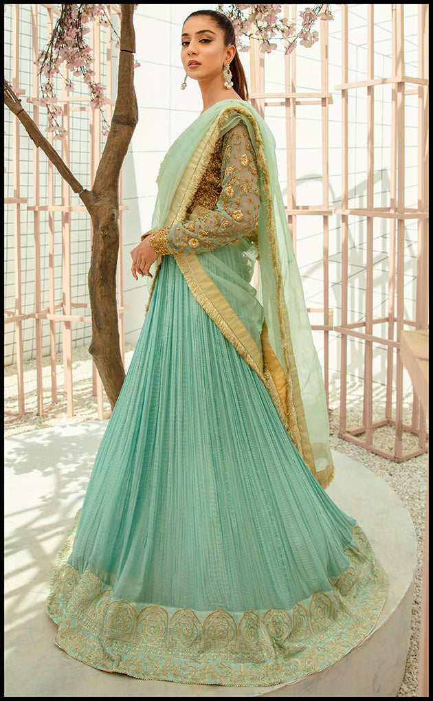 https://cdn.shopify.com/s/files/1/0560/5431/7229/products/zina-semi-formals-237980.jpg?v=1664395844