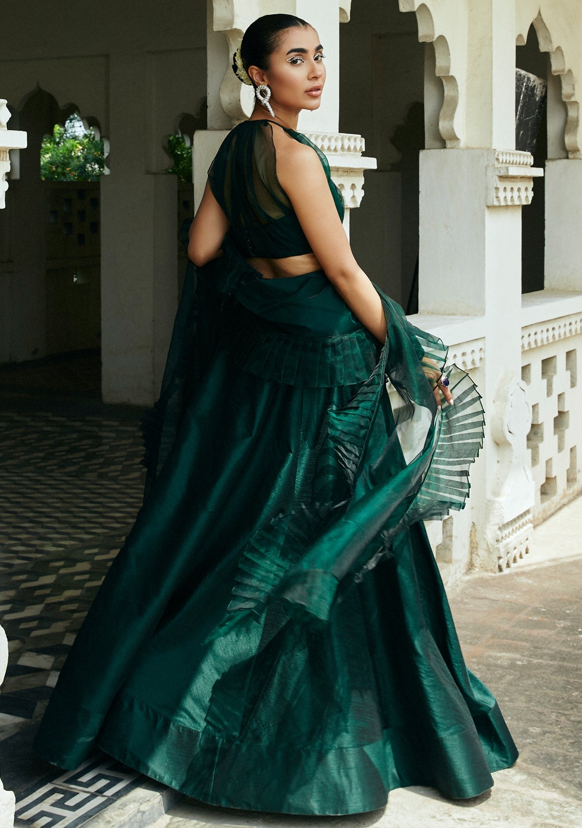 https://cdn.shopify.com/s/files/1/0524/2070/6504/files/zohreh3.jpg?v=1752232709